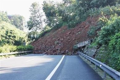 四川铁路桥发生垮塌,四川铁路桥发生垮塌事故